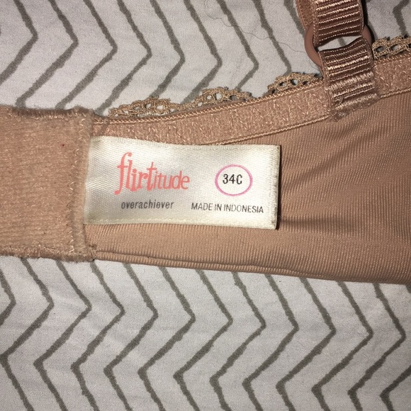 Cute Nude Flirtitude Bra - Picture 4 of 4